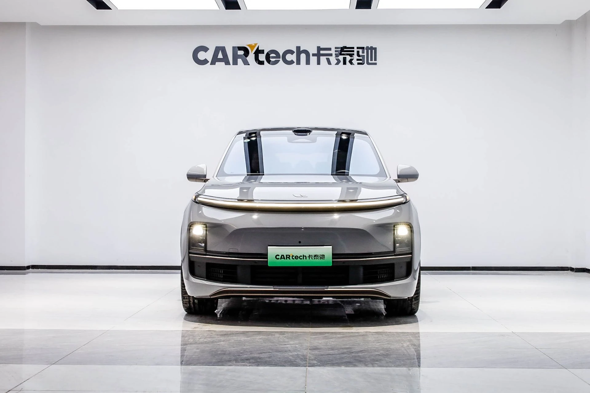 LI AUTO L9 New Ultra Intelligent Edition | USD 37,333 · FOB Ningbo | In stock | HSS