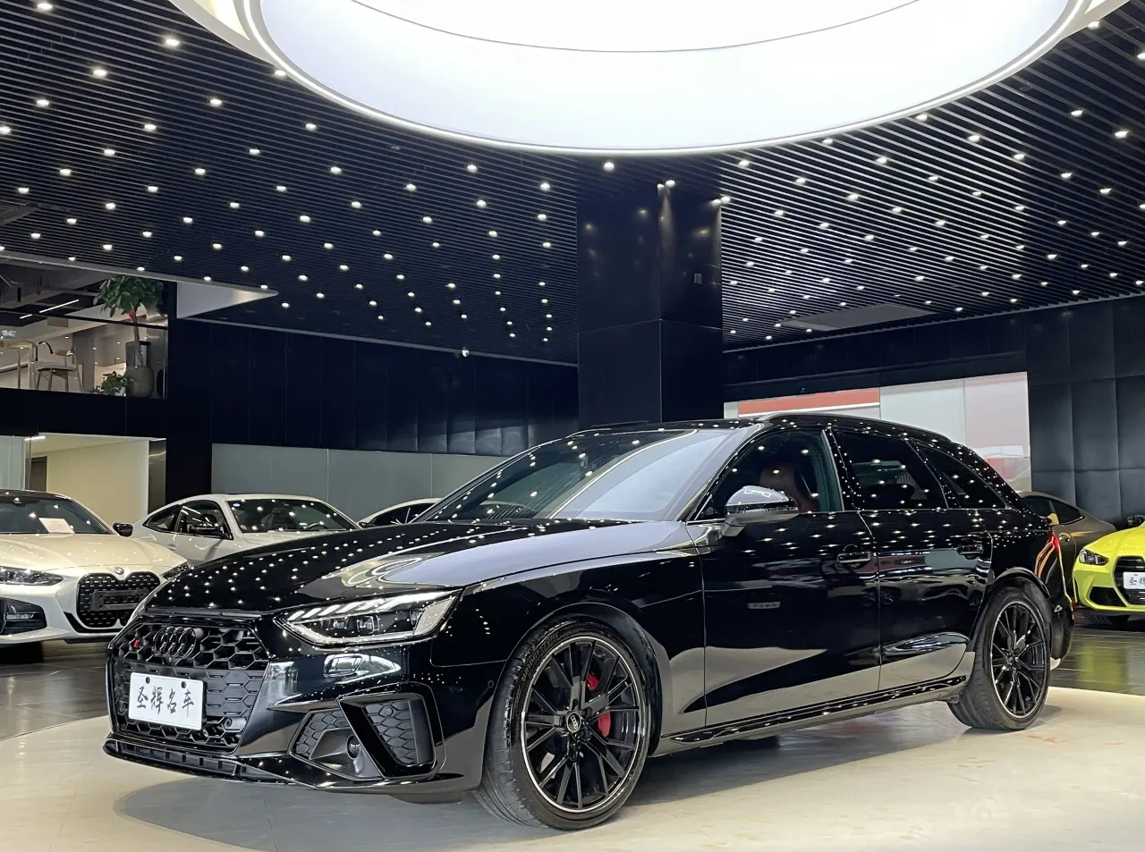 2023 AUDI S4 Avant 3.0TFSI main image