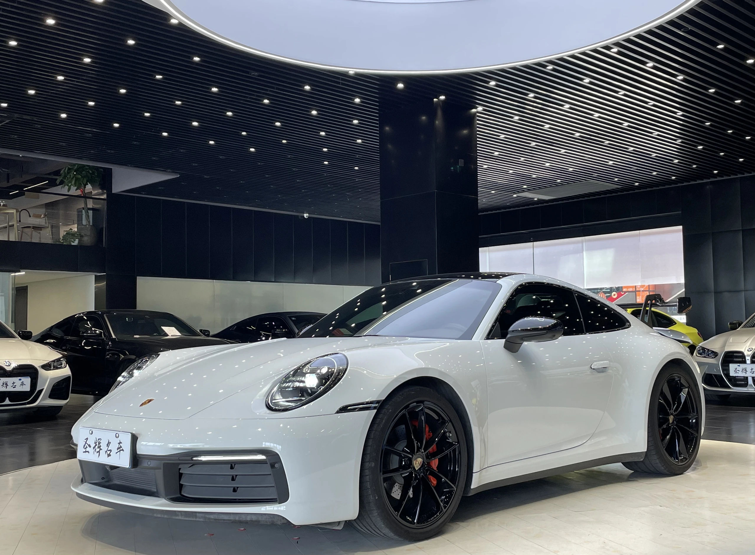 PORSCHE 911 Carrera 3.0T | USD 134,417 · FOB Ningbo | In stock | HSS