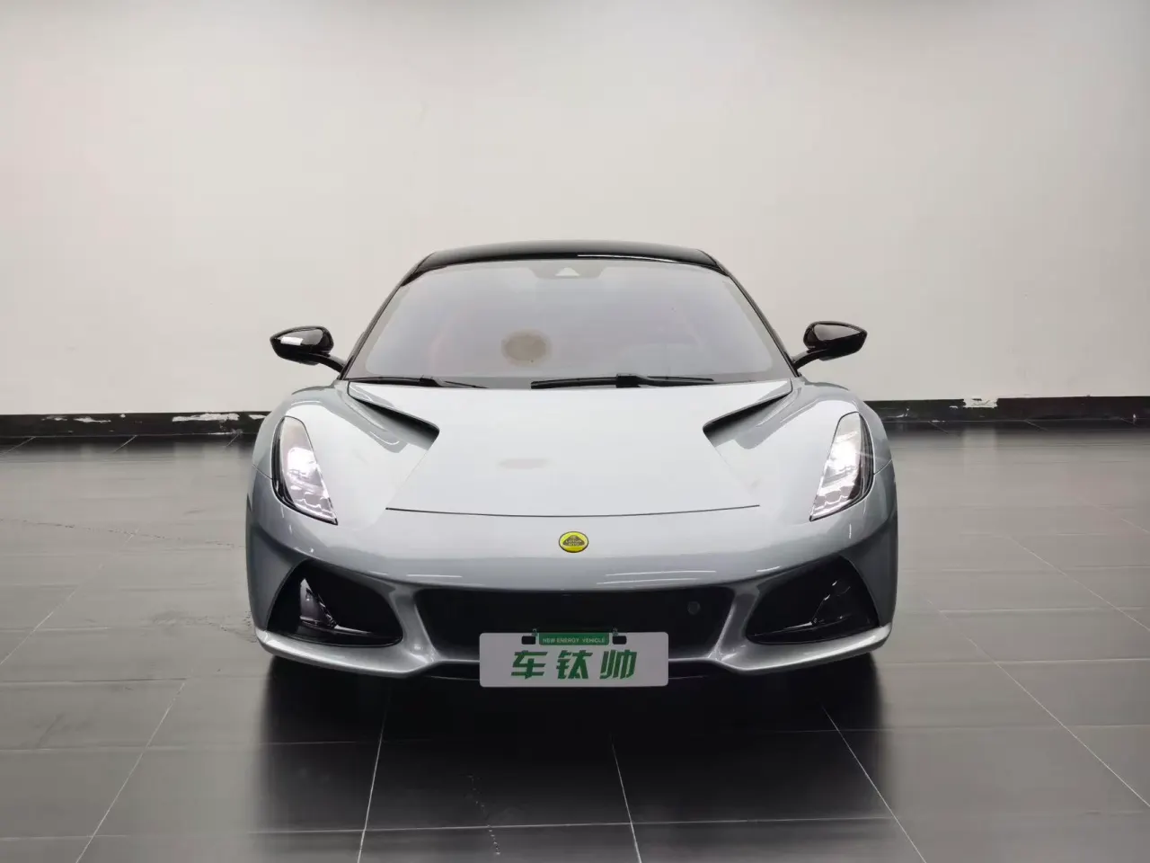 2023 LOTUS EMIRA 2.0T First Edition main image