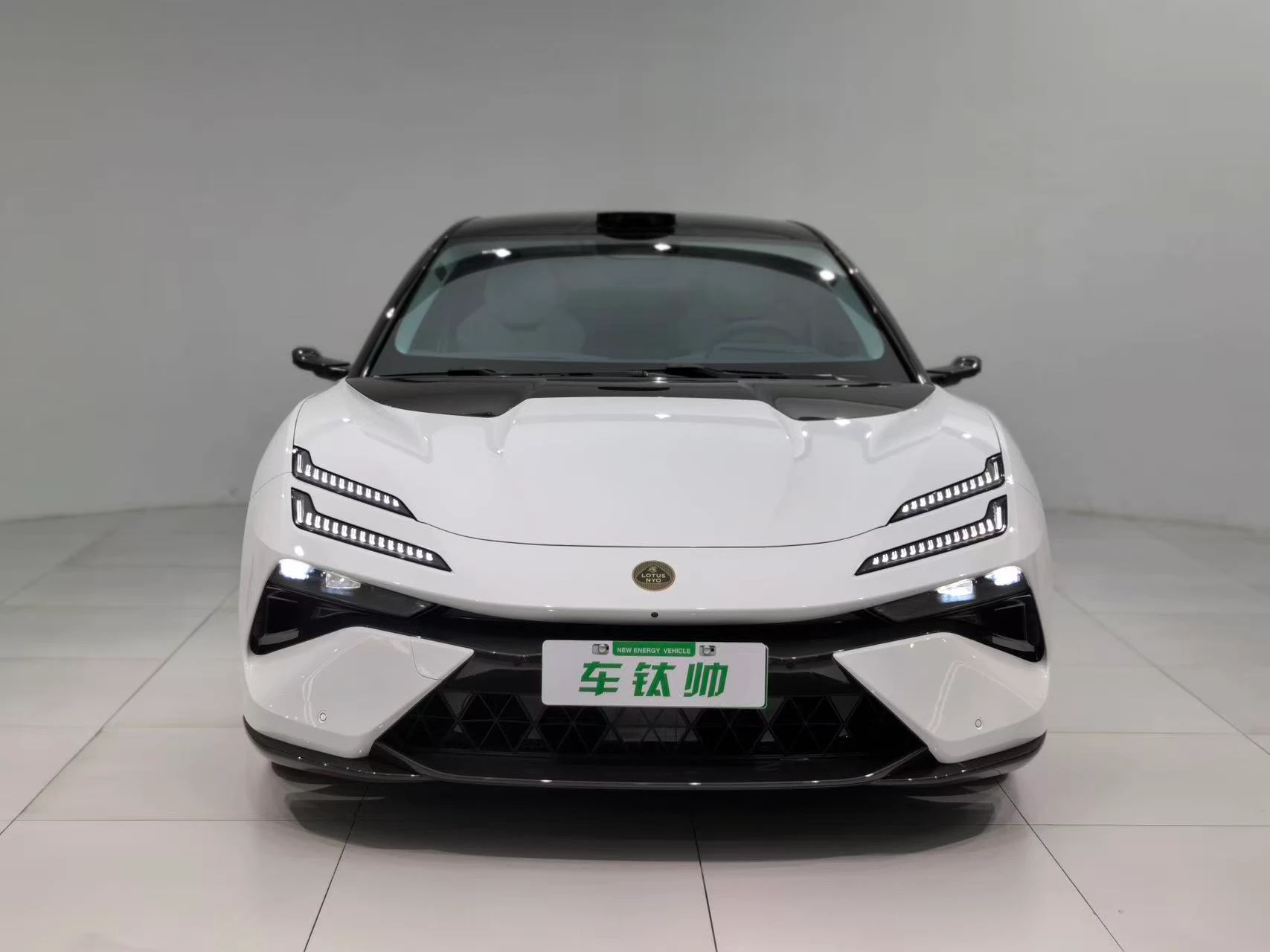 LOTUS EMEYA R+ Gold Edition | USD 86,083 · FOB Ningbo | In stock | HSS