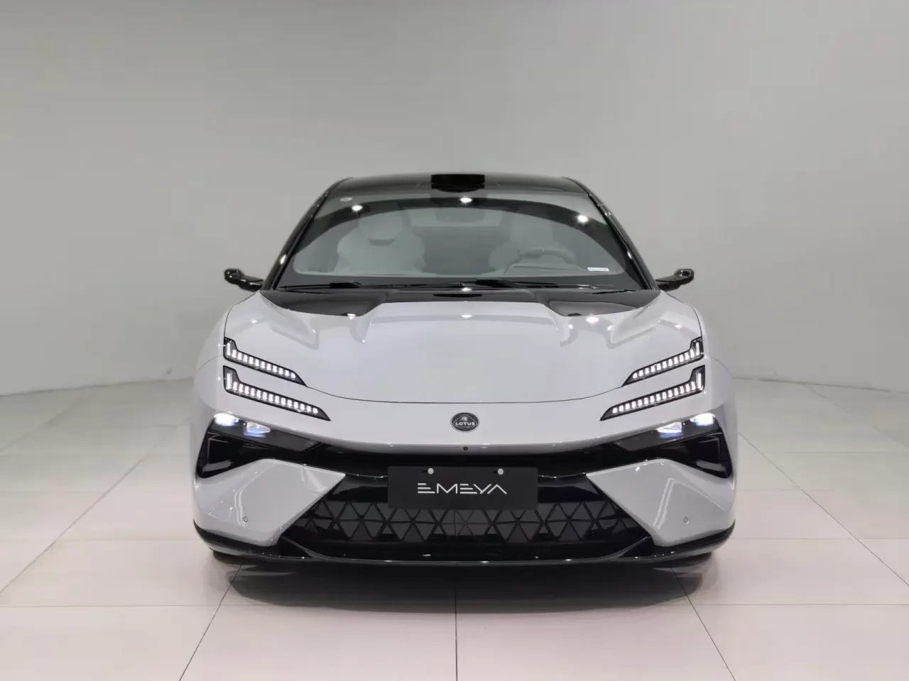 2025 LOTUS EMEYA The limited edition of Lotus. Exterior