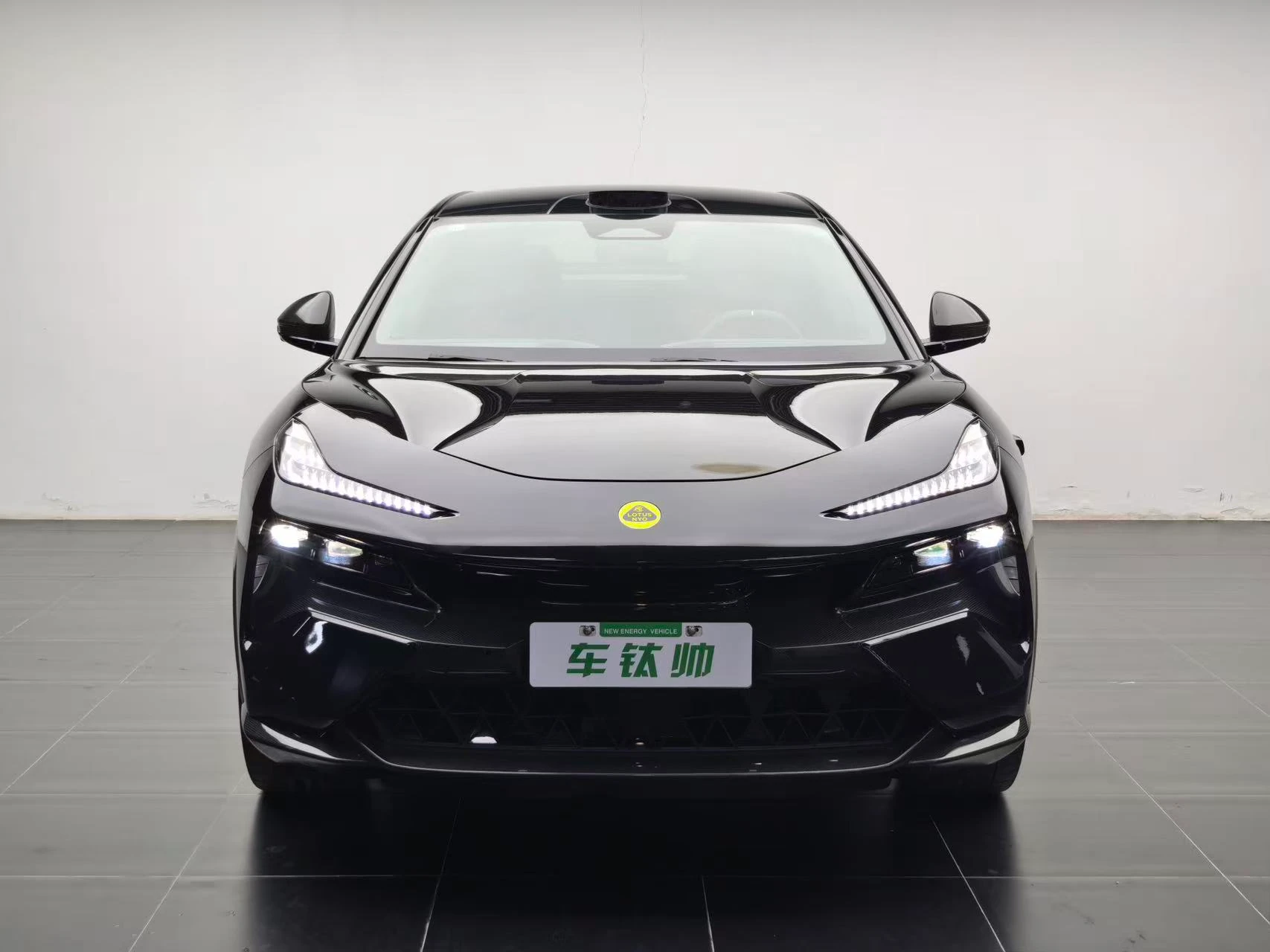 LOTUS ELETRE R+ | USD 65,250 · FOB Ningbo | In stock | HSS