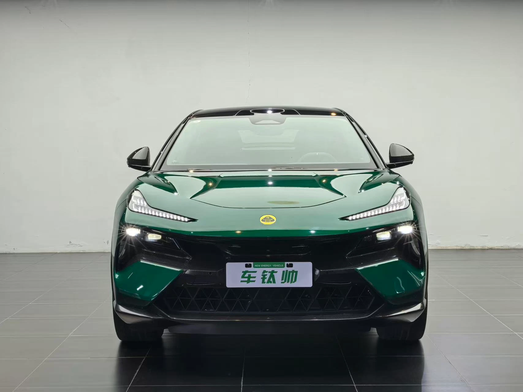 LOTUS ELETRE R+ | USD 68,028 · FOB Ningbo | In stock | HSS